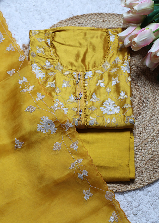 Pakhi Yellow Applique Work Unstitched Suit Set