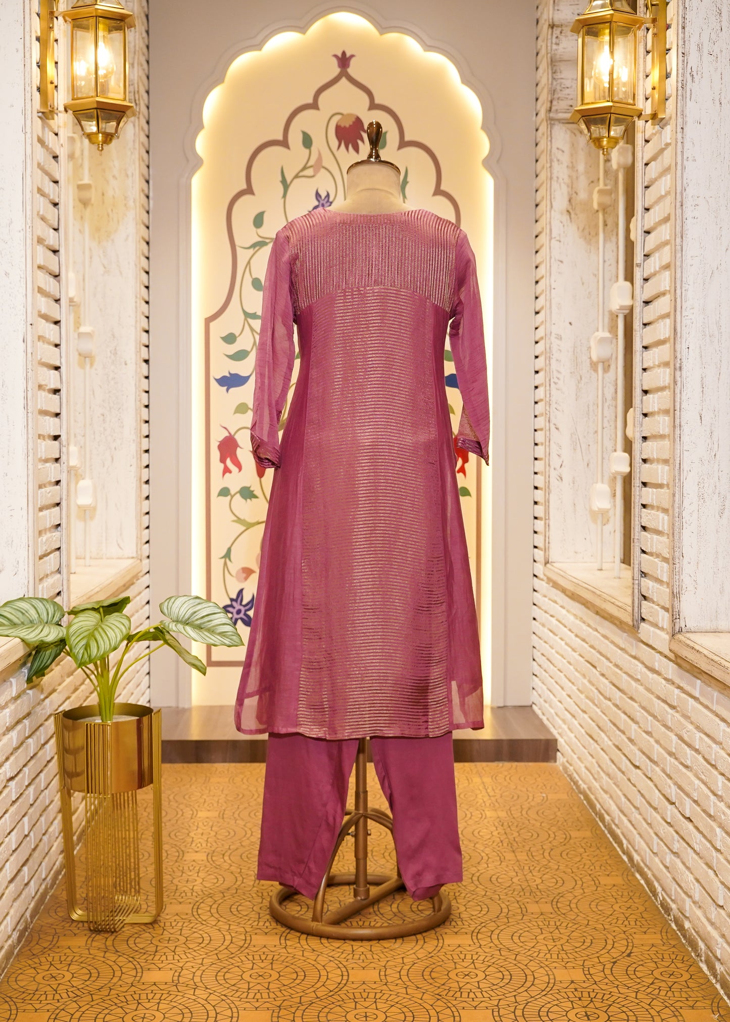 Dusty Pink Mul Cotton Weaved 3 pc Kurti Set