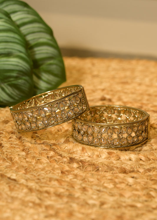 Aaina Jaali Kada Bangles Set