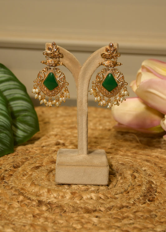 Zeenat Panna Jhumka Earrings