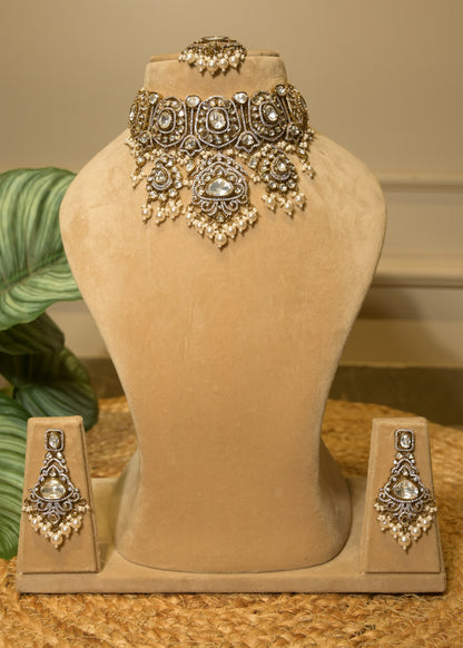 Chandbali Polki Choker Set with Tikka Set