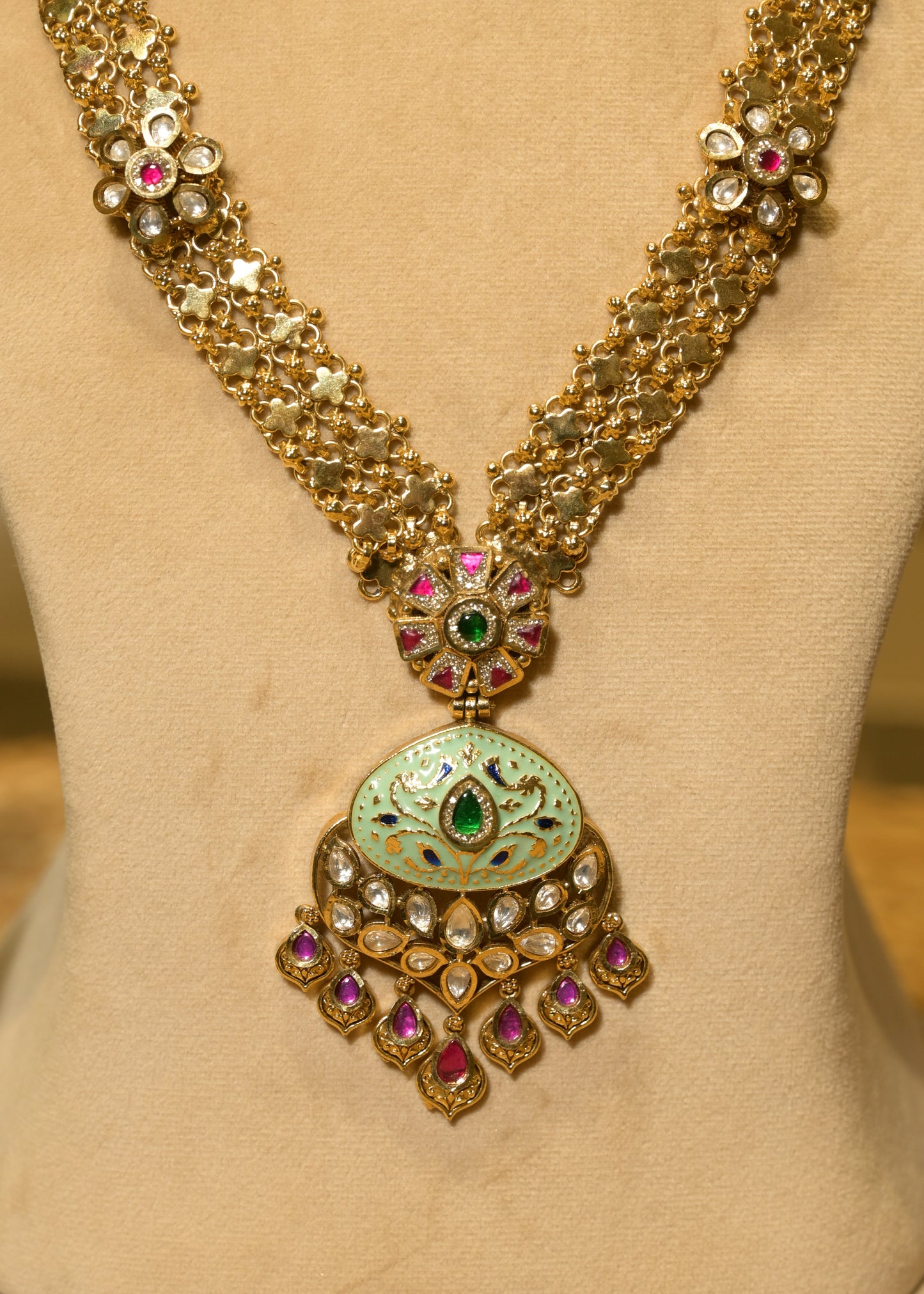Meenakari Pastel Green & Gold Haar Set