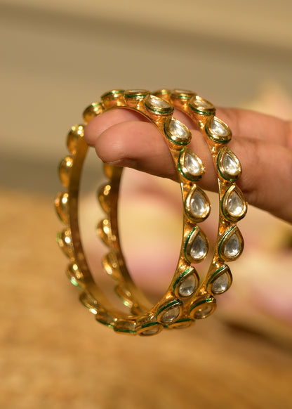 Nazakat Kundan Kada Bangle Set
