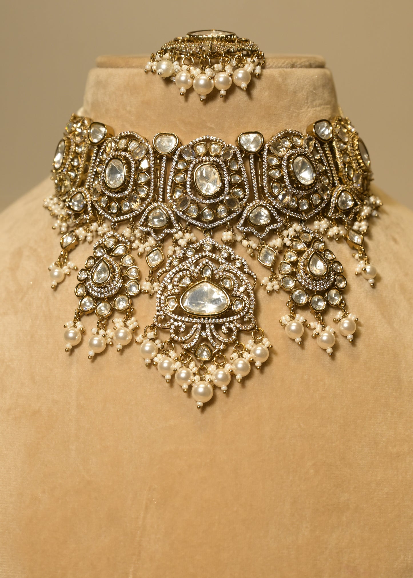 Chandbali Polki Choker Set with Tikka Set