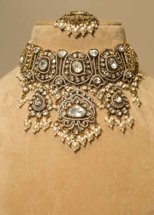 Chandbali Polki Choker Set with Tikka Set