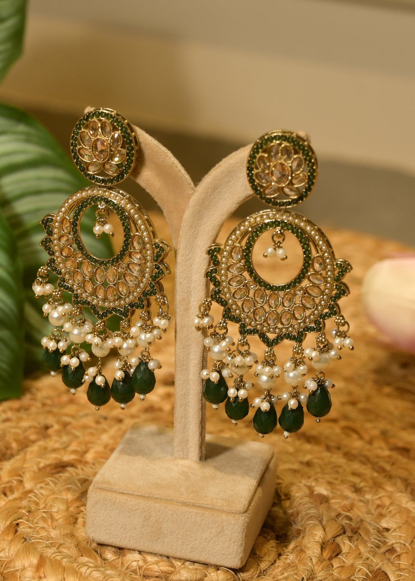 Panna Pushpa Chandbalis Earrings