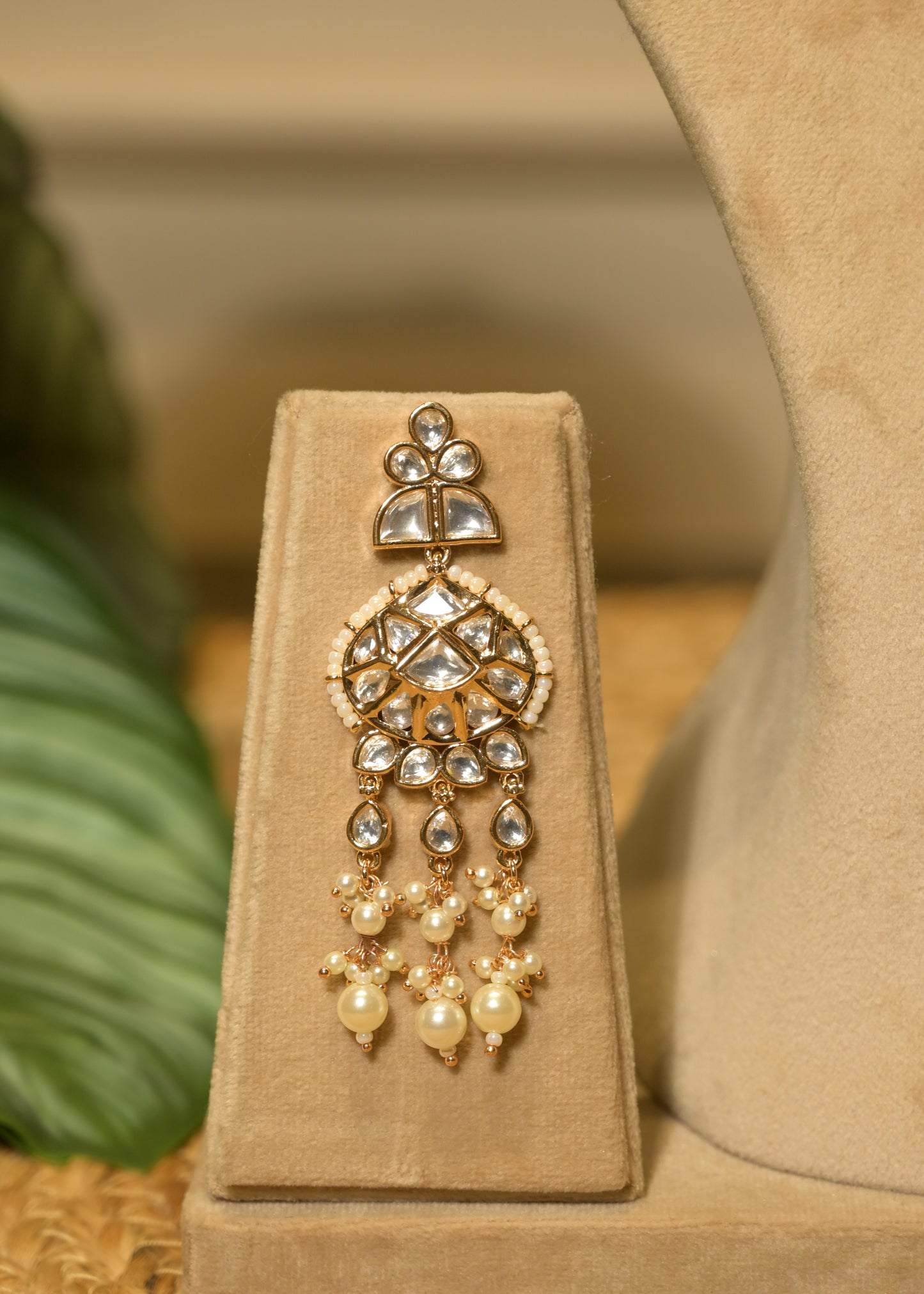 Rosette Pearl Polki Choker with Tikka