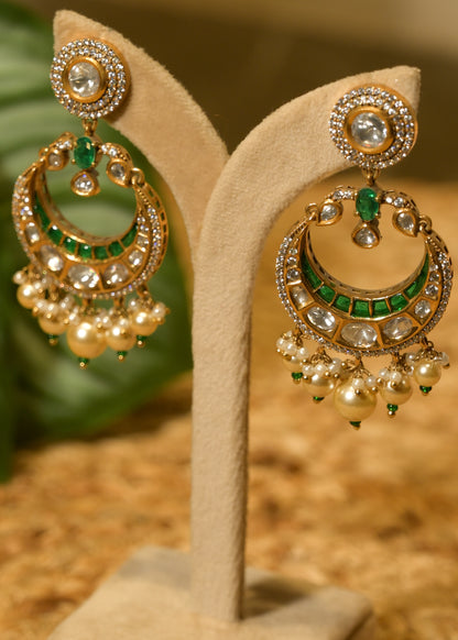 Zamrud Chandbali Earrings