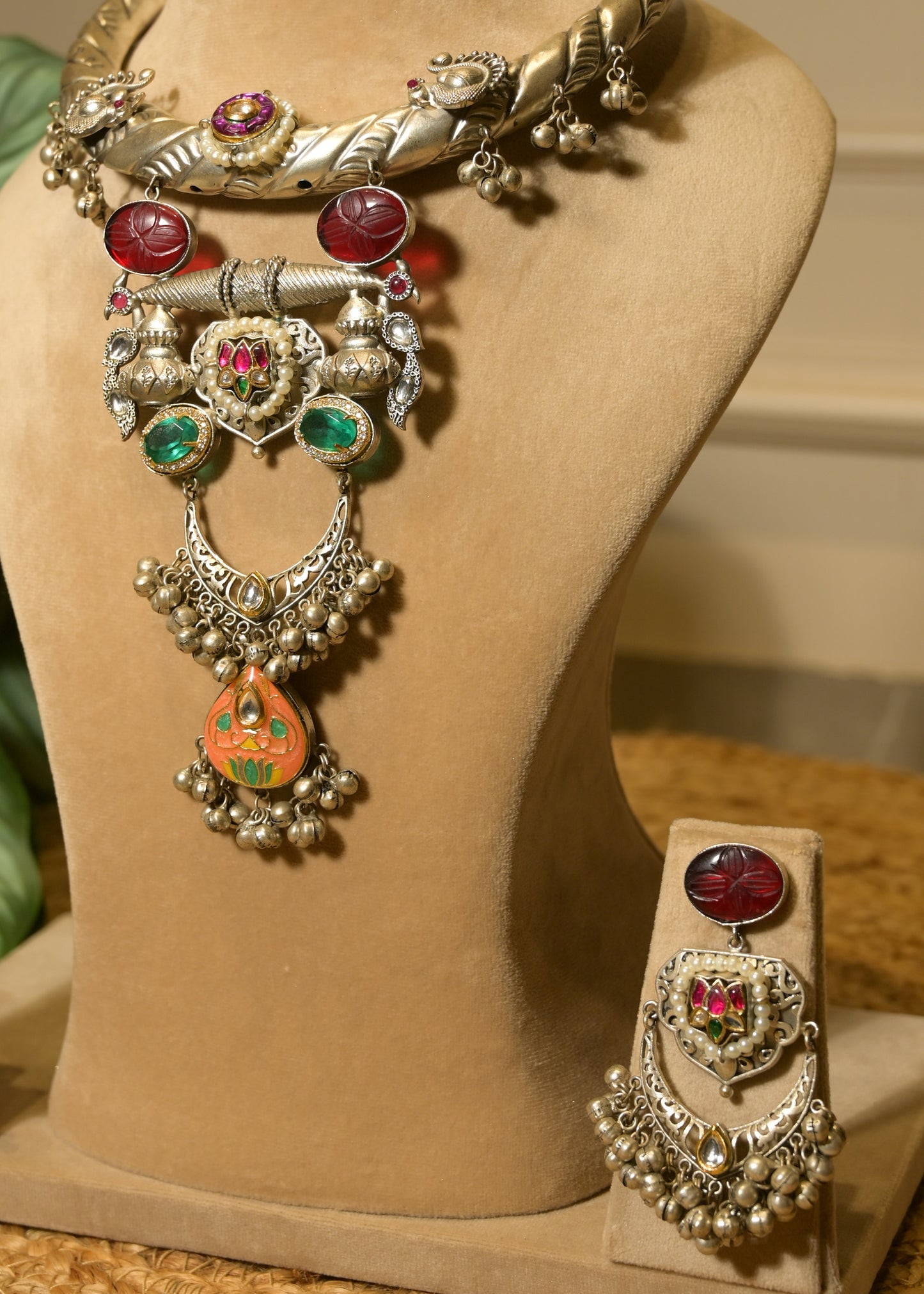 Roohani Silver Oxidised Set