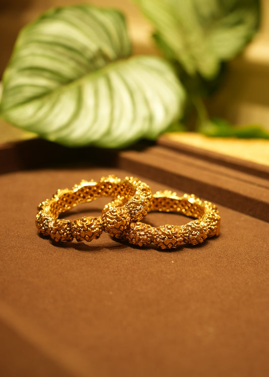 Anarkali Textured Gold Nakashi Kada Bangle Pair