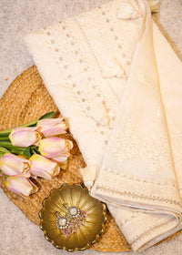 Ivory Mul Cotton Thread Embroidered Saree with Unstitched Blouse