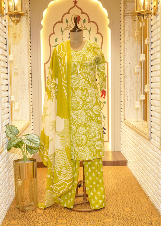 Kaia Green Lace Border Stitched Suit Set