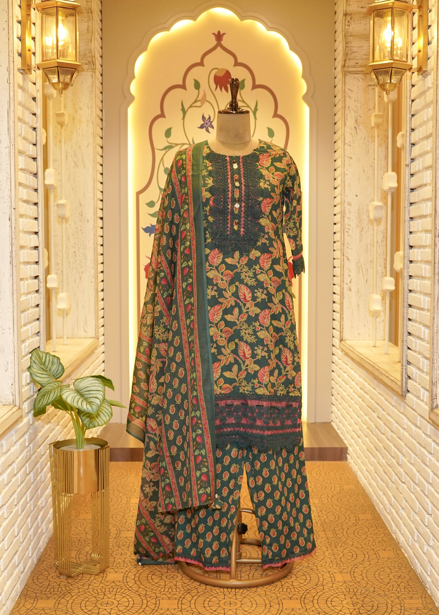 Vanya Stitched Suit Set