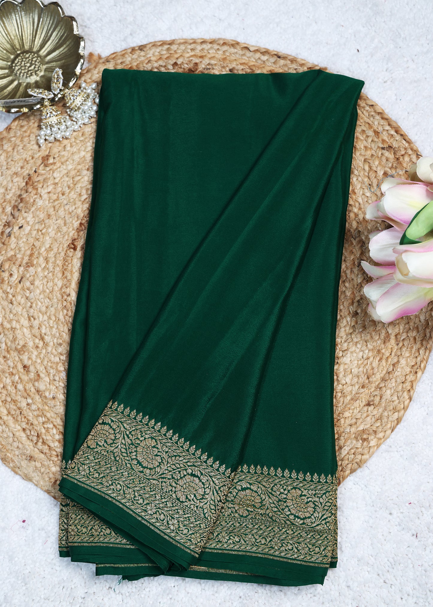 Deeya Plain Green Banarasi Pure Crepe Saree with Unstitched Blouse