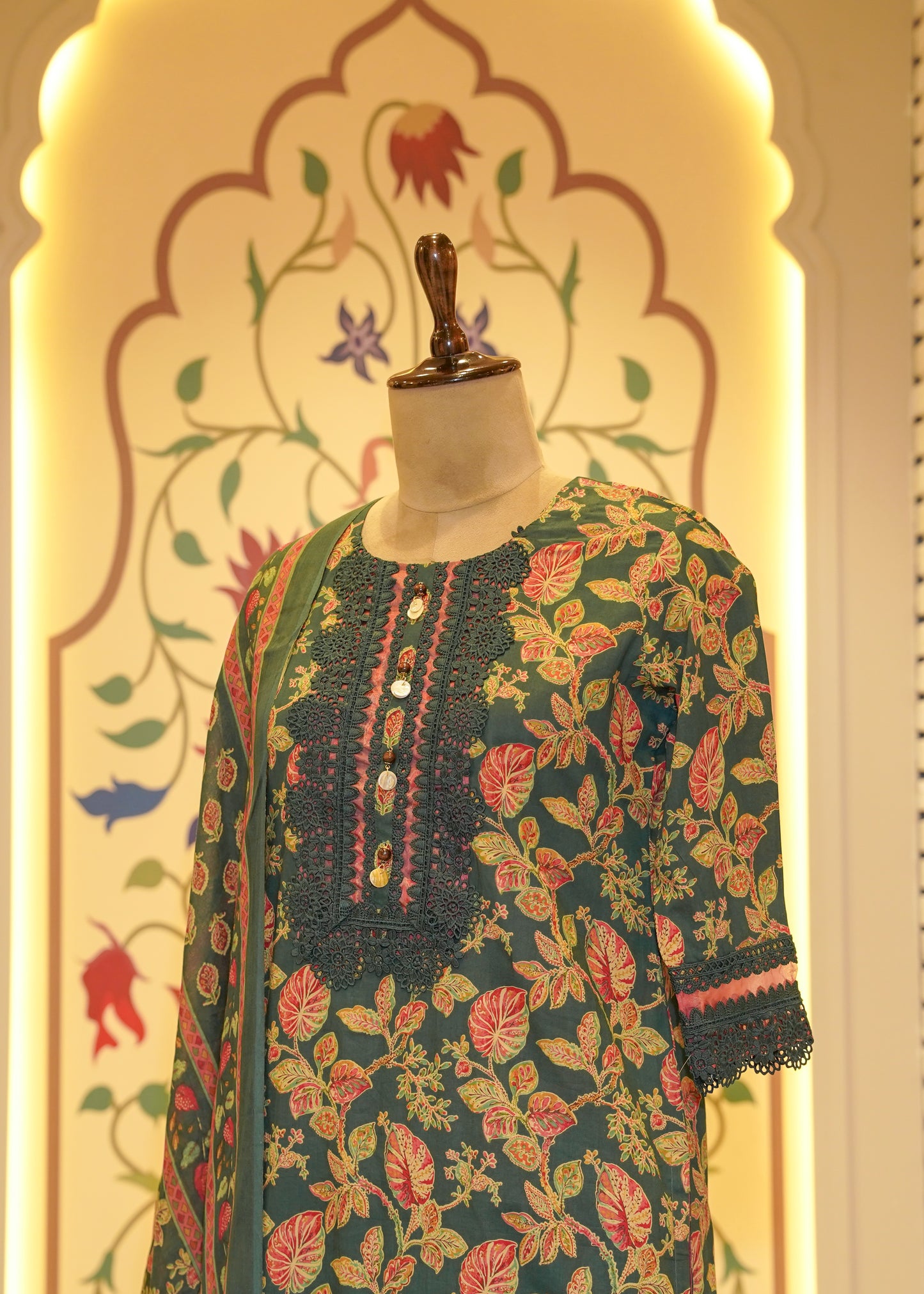 Vanya Stitched Suit Set
