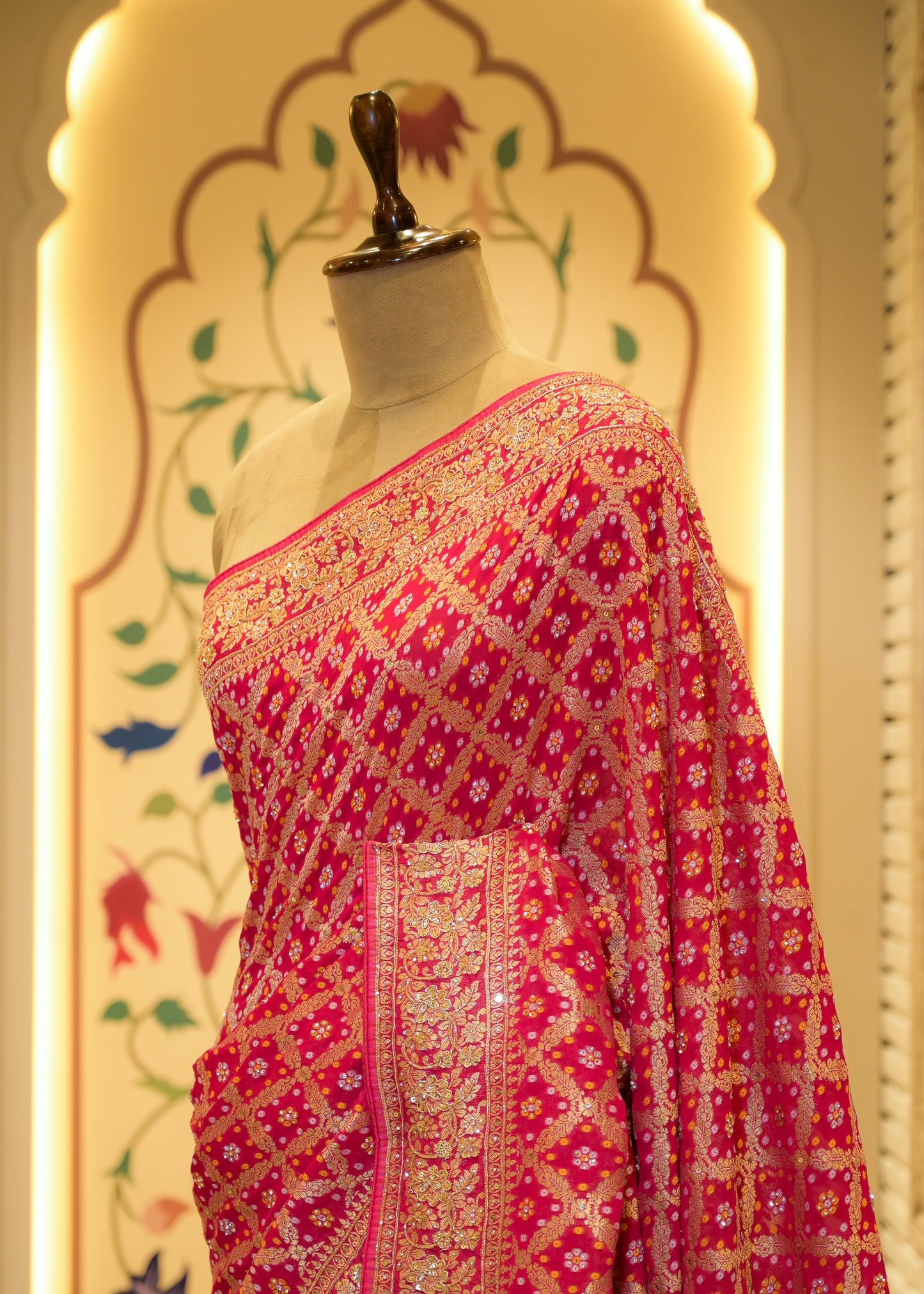 Gulbhaar Bandhani Rani Pink Saree Unstitched Blouse