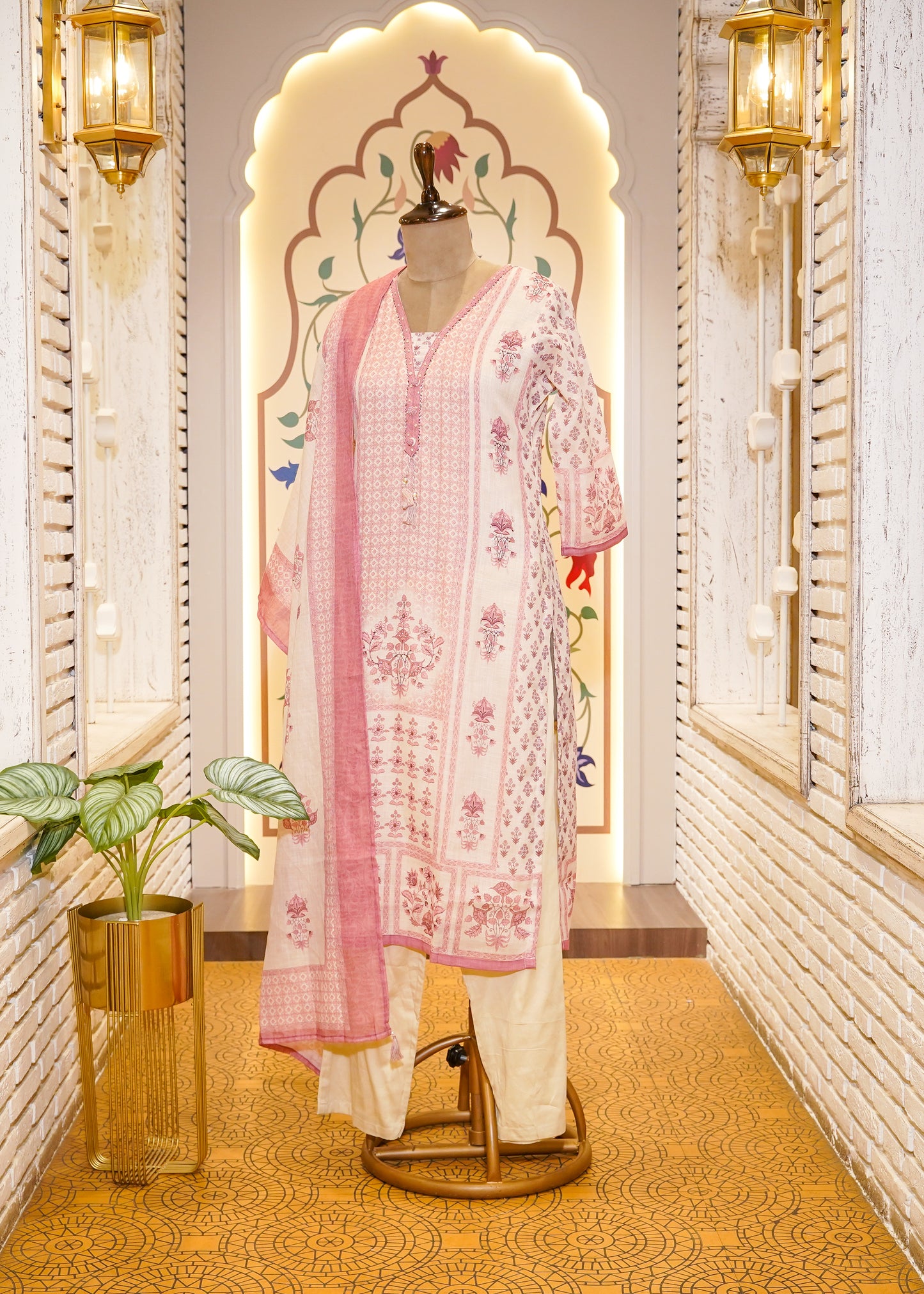 Ivory & Pink Cotton Printed 3 pc Kurti Set