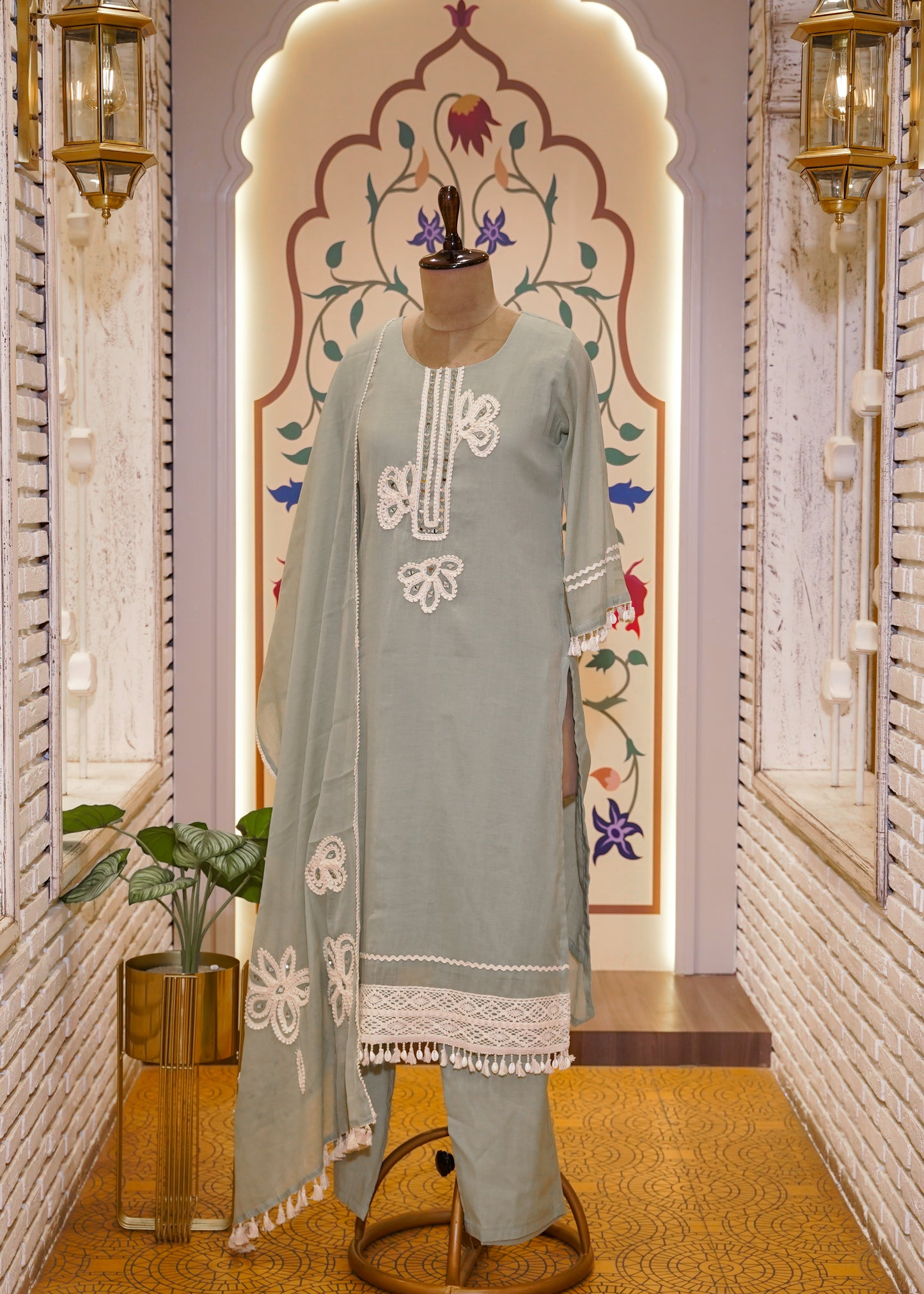 Pista Green Mul Cotton Thread Embroidered 3 pc Kurti Set