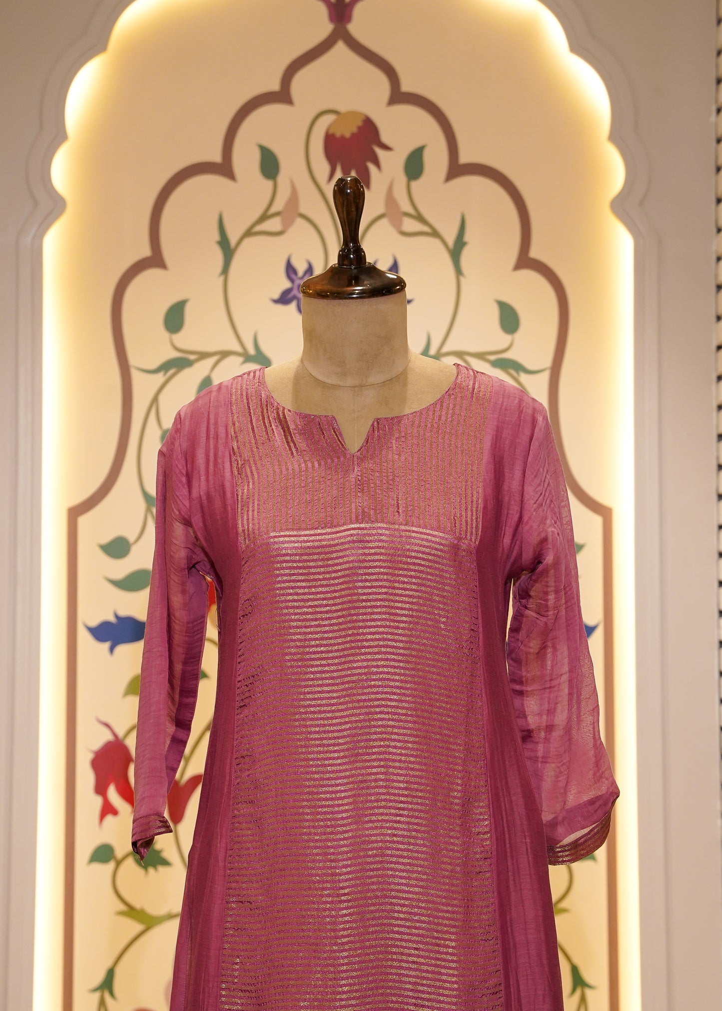 Dusty Pink Mul Cotton Weaved 3 pc Kurti Set