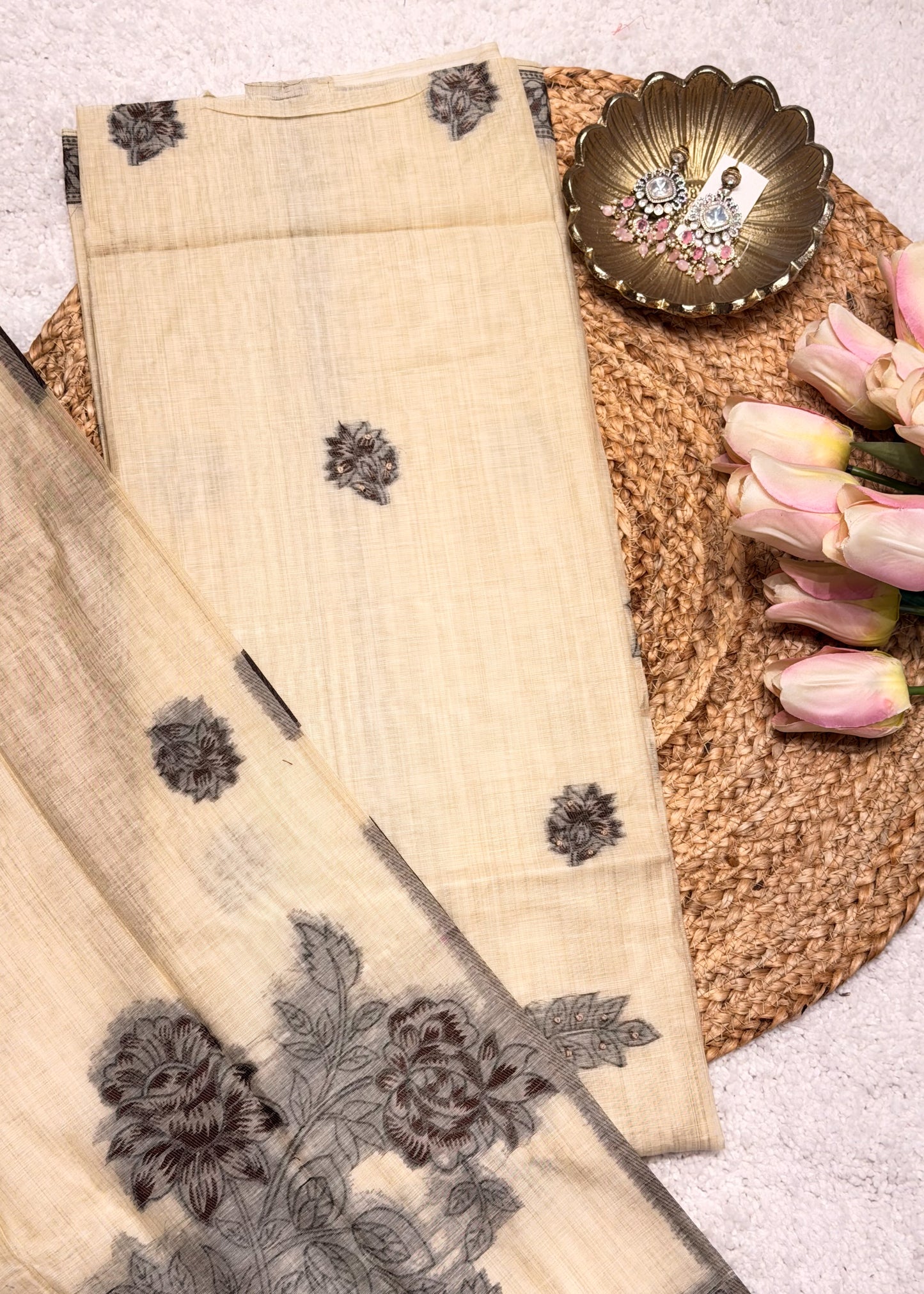 Kala Dhaga Unstitched Suit Set