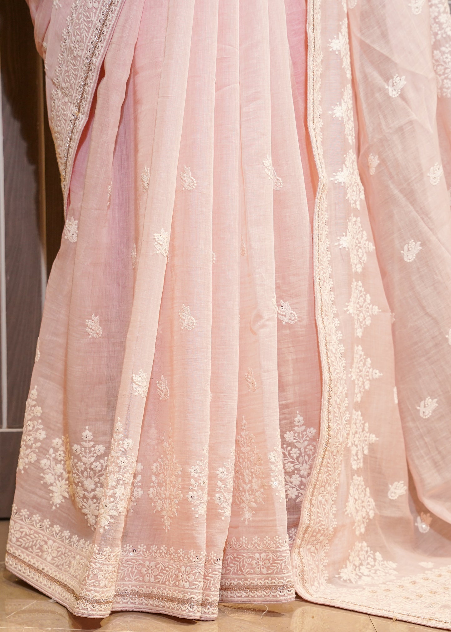 Pink Mul Cotton Thread Embroidered Saree with Unstitched Blouse