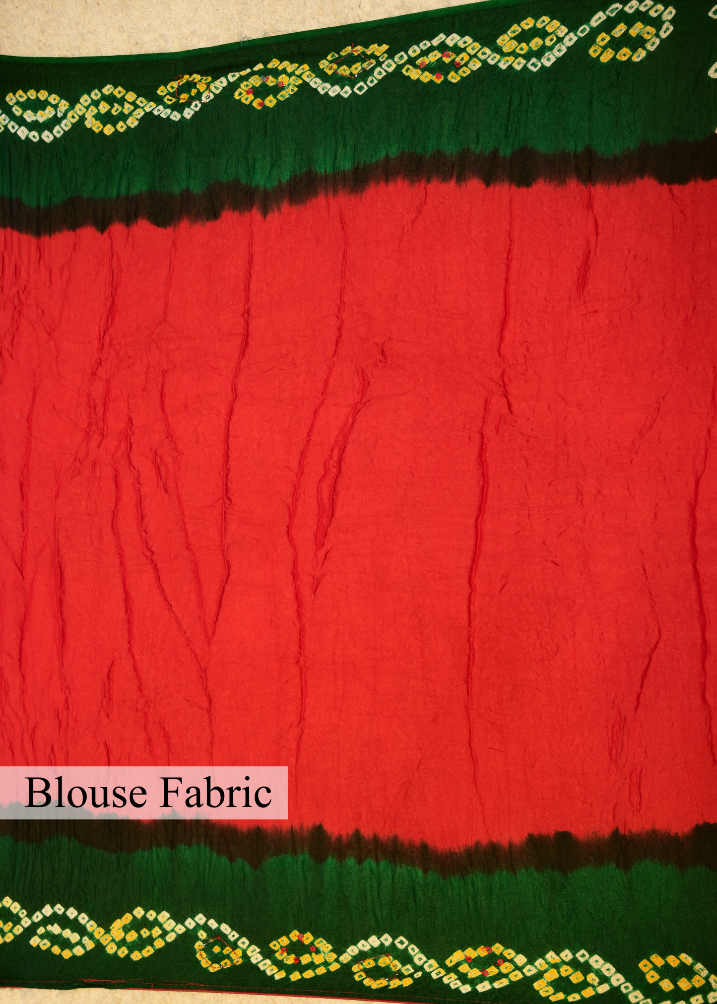 Green & Red Bhandhani Gajji Contrasting Saree with Unstitched Blouse