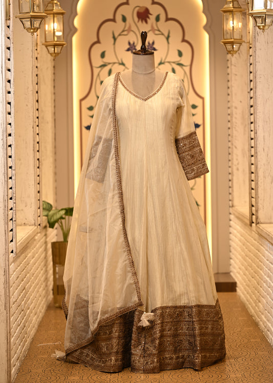 Innayat Ivory Long Anarkali Suit Set with Dupatta