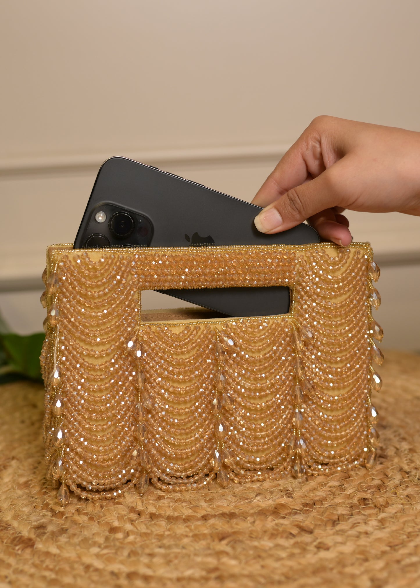 Golden Boxy Hand Clucth