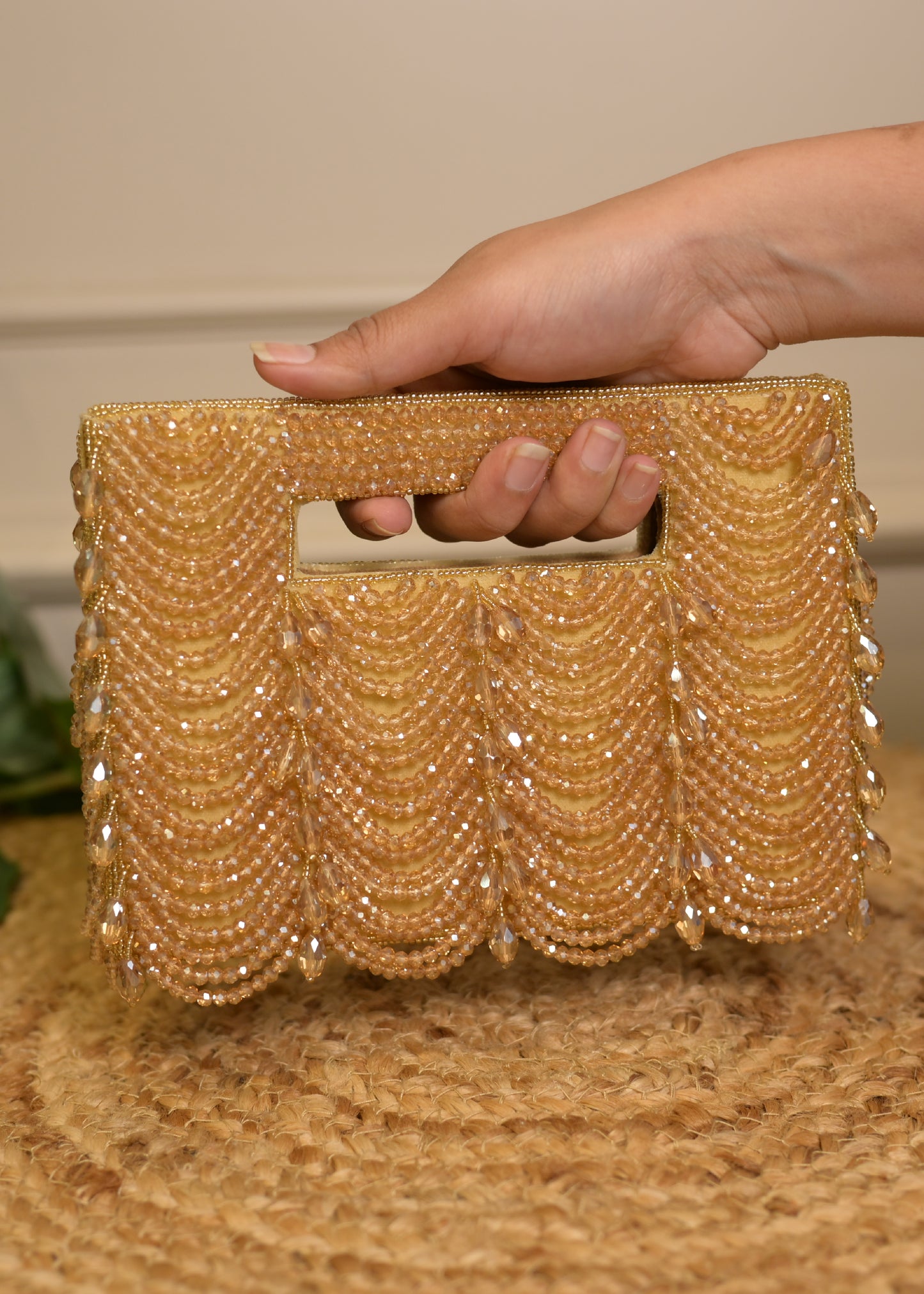 Golden Boxy Hand Clucth