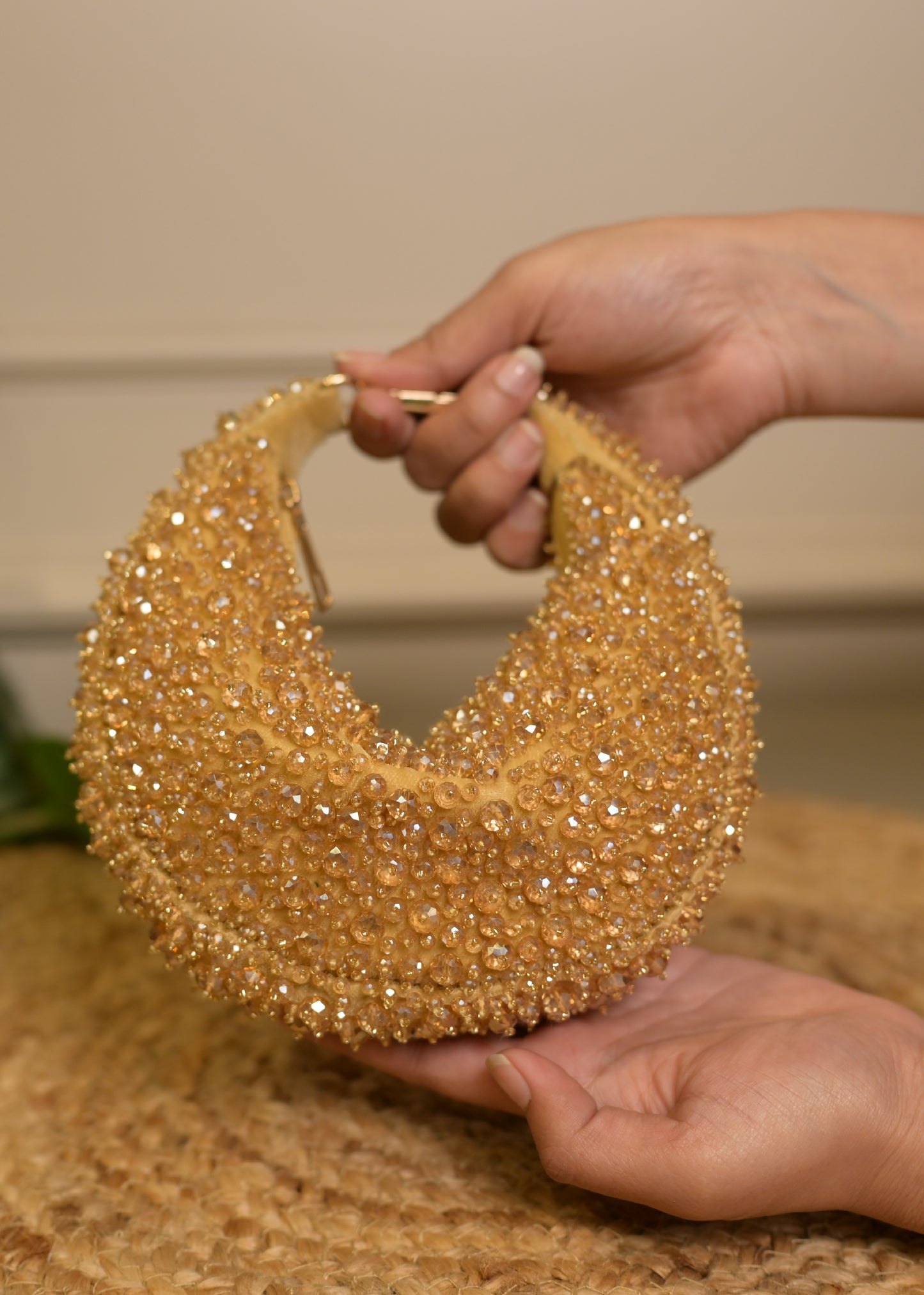 Golden U Shaped Stud Potlis